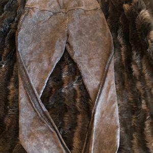 Aerie Embroidered Leggings